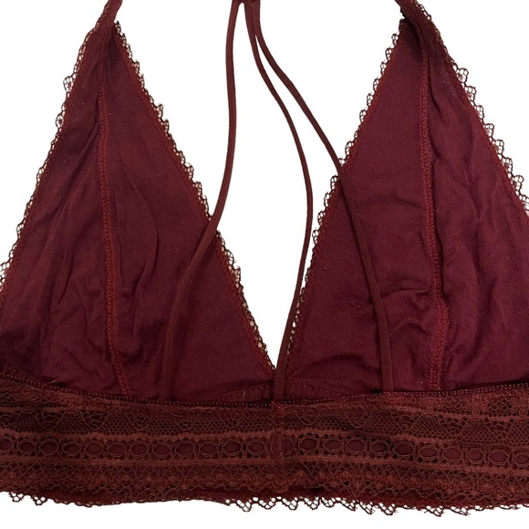 Urban Outfitters Strappy Back Lace Halter Bralette In Burgundy - Picture 8 of 11